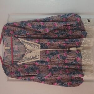 XL Grey/Blue/Pink Peasant Top Lace Trim And Tassels.